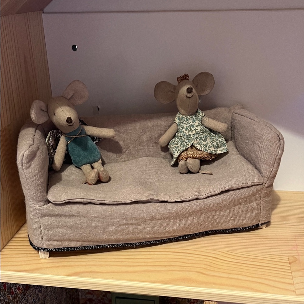 Maileg couch